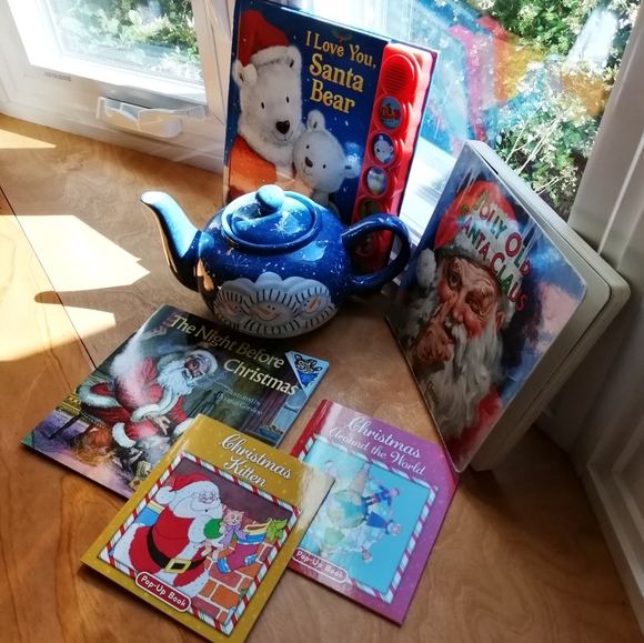 Holiday Kids 5 Books + Teapot Set - Picture 2 of 7